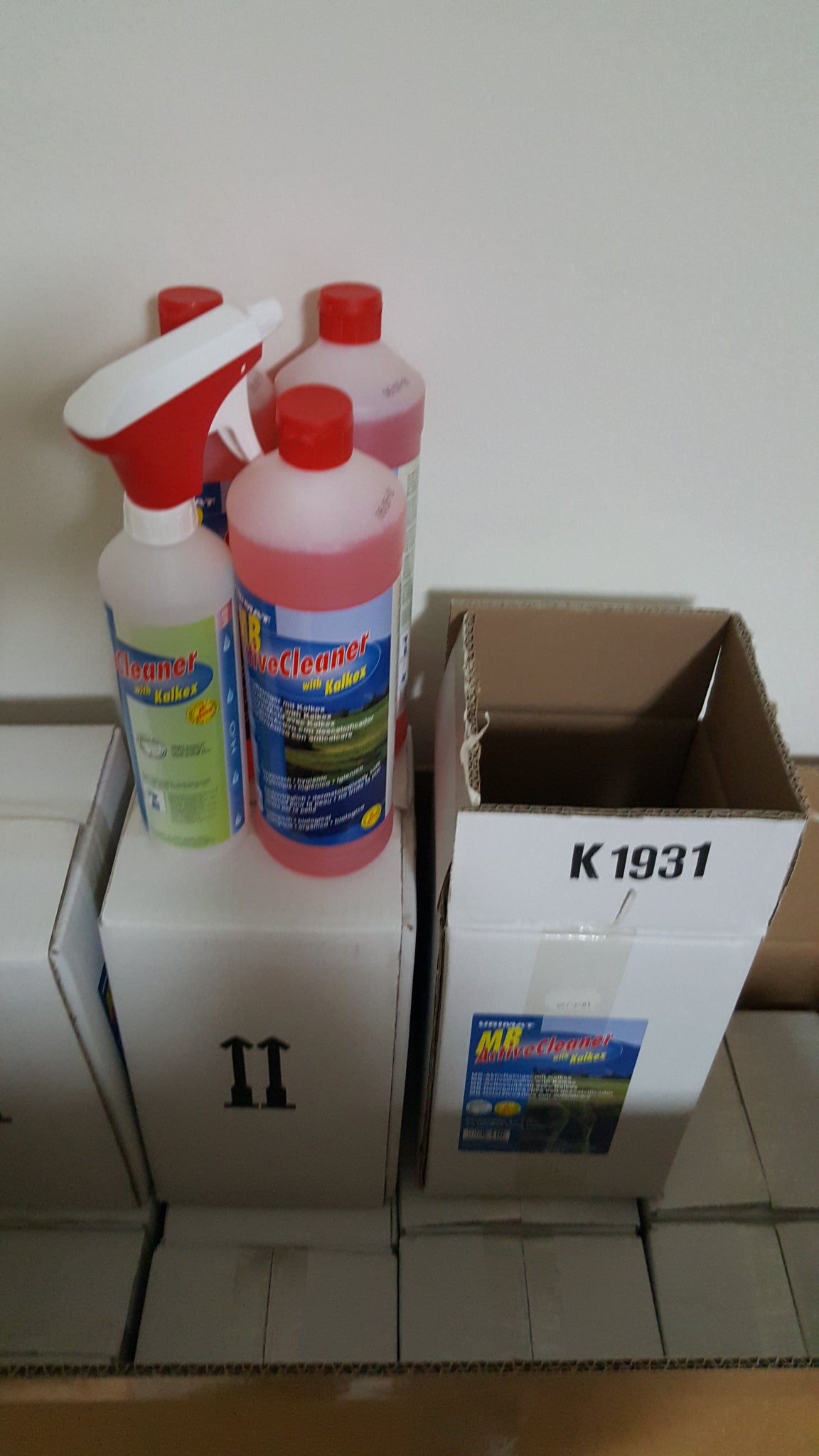 MB-ActiveCleaner 3x1-litre concentrate plus Spray bottle